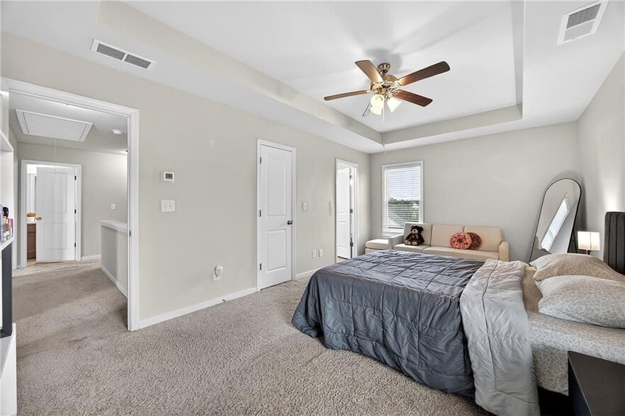 Building Photo - 11061 Shadow Ct