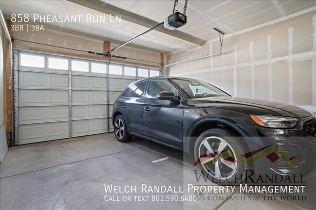 Building Photo - 858 Pheasant Run Ln