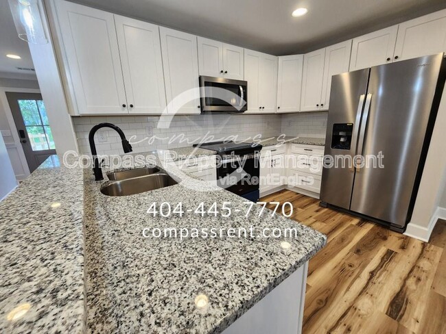 Building Photo - 229 Evergreen Trail SE