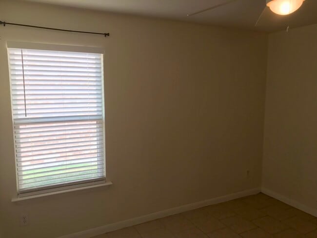 Building Photo - 13003 Bramford Pointe Ln