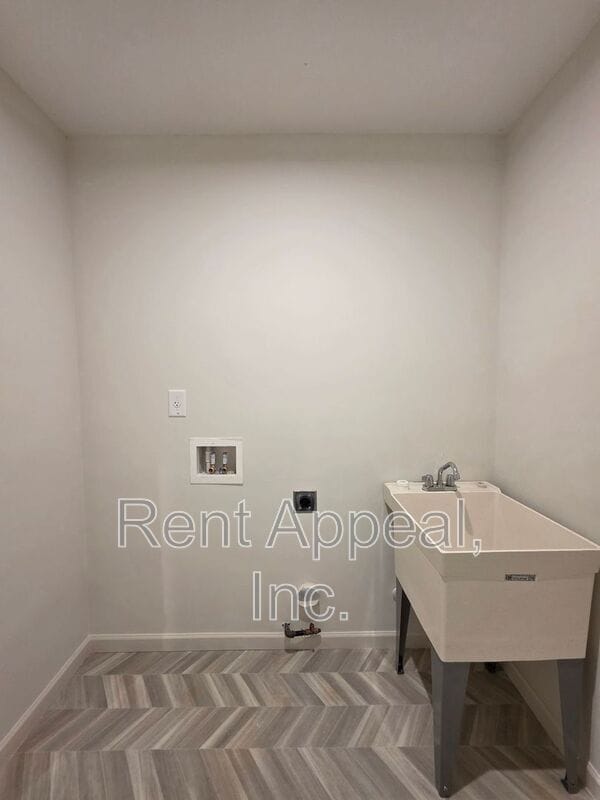 Building Photo - 8170 Brewton Bnd