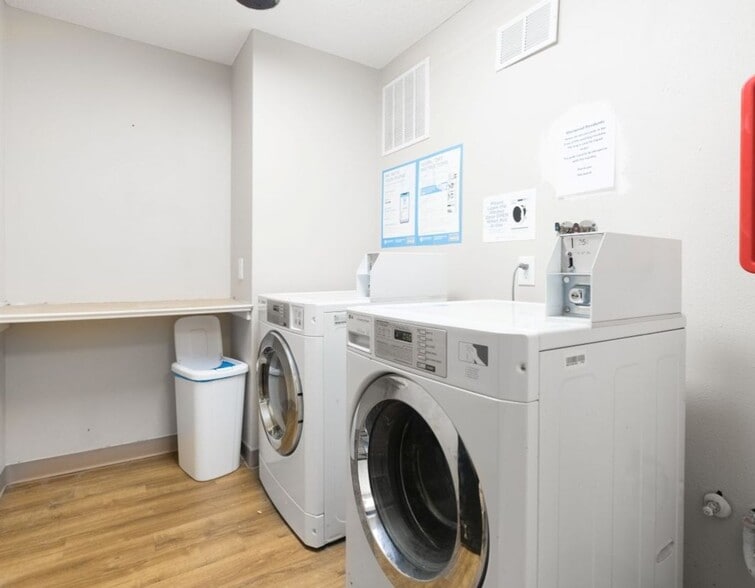 Interior Photo - Sherwood Apts