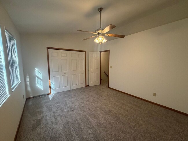 Building Photo - 6913 Tippecanoe Rd