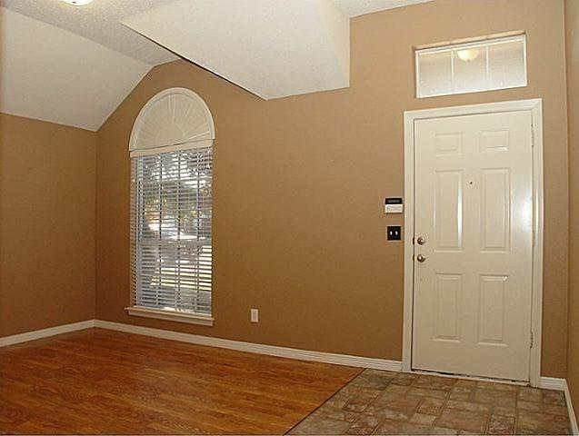Building Photo - 8160 Durham Dr