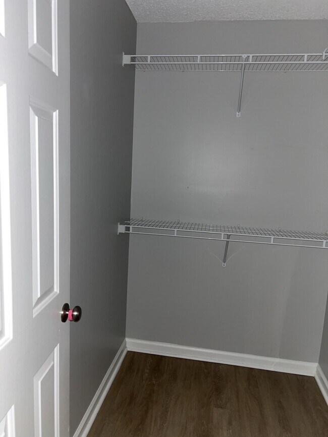 Building Photo - 1 Bedroom 1 Bathroom Condo