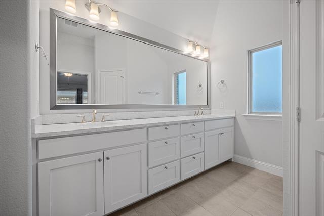 Building Photo - 6832 Verandah Wy