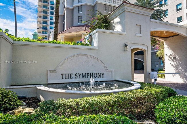 Building Photo - 610 W Las Olas Blvd