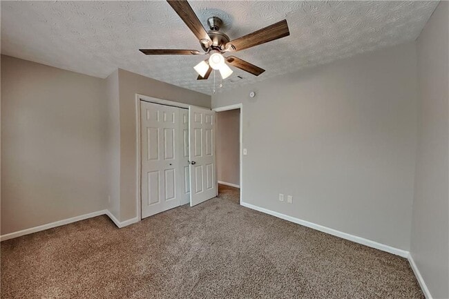 Building Photo - 1311 Bustling Ln SW