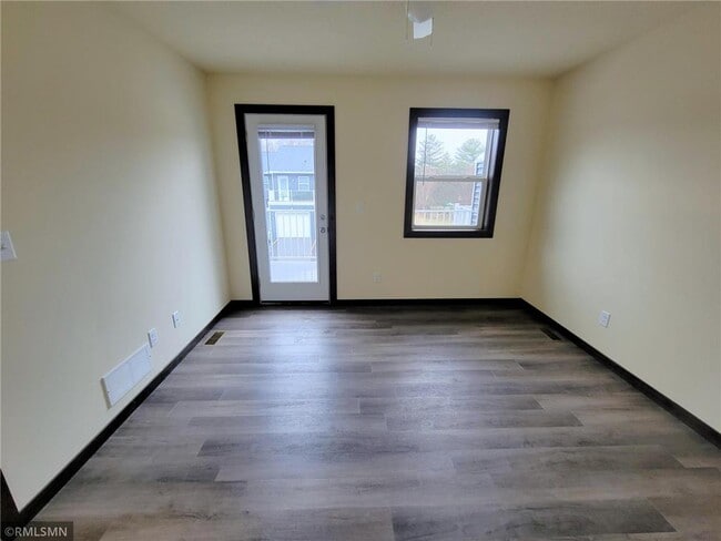 Building Photo - 303 S Wasson Ln