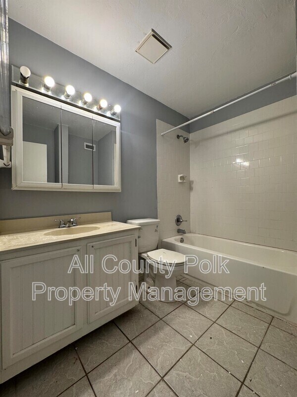 Building Photo - 1836 N Crystal Lake Dr