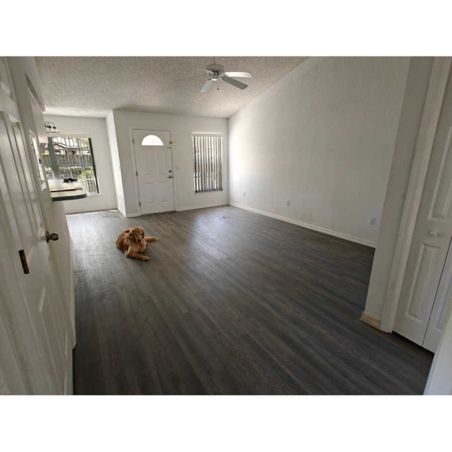 Building Photo - 2829 Landover Blvd