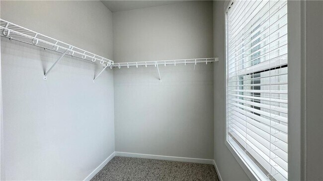 Building Photo - 5343 Milford Dr