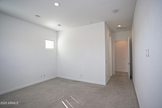 Building Photo - 4623 S 111th Dr