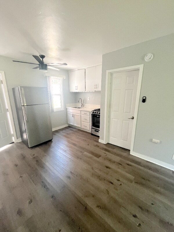 Building Photo - 2403 Louella Ave