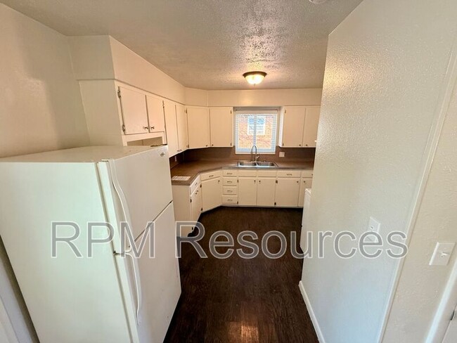 Building Photo - 4416 NW 44th St