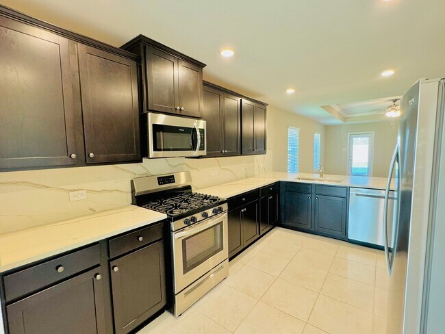 Building Photo - 4010 Southall Pl