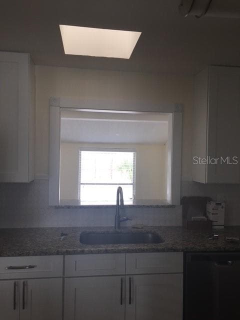 Building Photo - 705 Cypress Pl