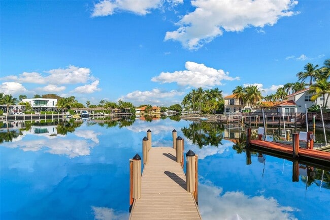 Building Photo - 1500 Shoreline Way