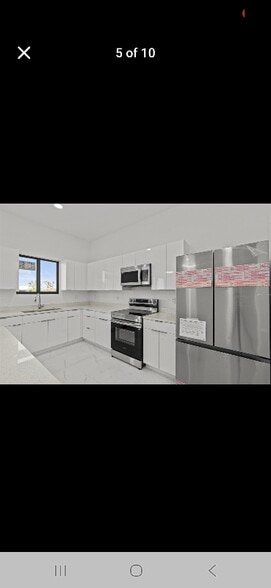 Building Photo - 4595 NW 34th St