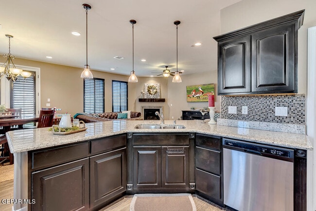 Building Photo - 12165 Dome Ct