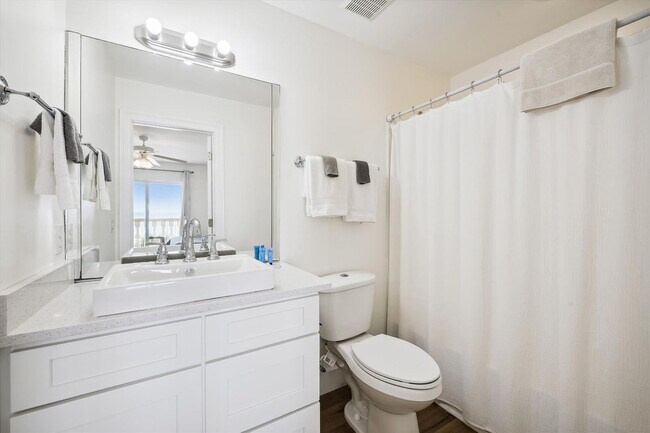 Building Photo - 8013 Surf Dr