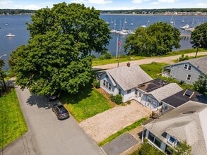 Building Photo - 18 W Promenade St