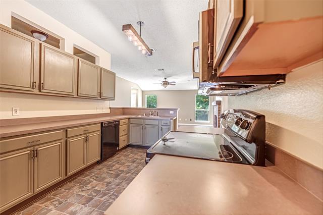 Building Photo - 1624 Appaloosa Dr