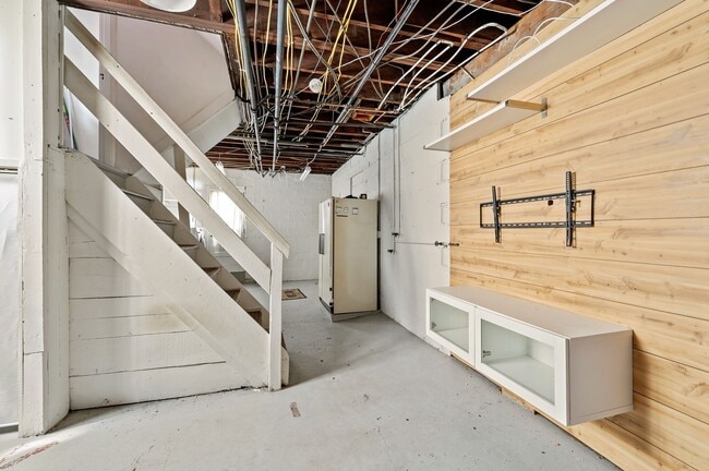 Building Photo - 3846 Brownsville Rd