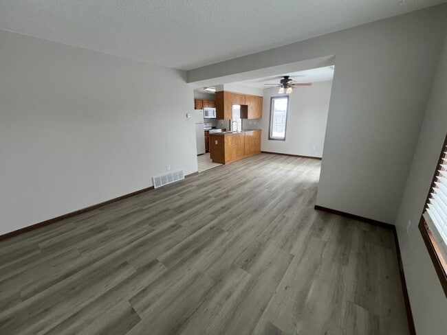 Building Photo - 2210 18th Ave SE