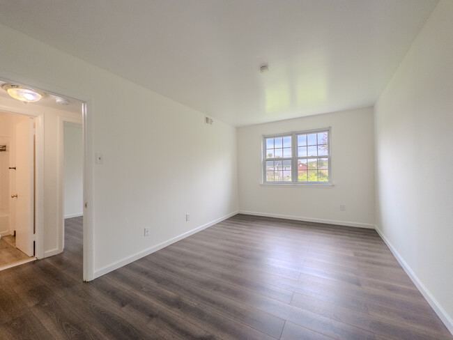 Primary Bedroom - Whiteland Ave Apartments