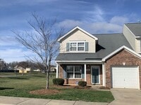 Building Photo - ~~~ Like New 4 Bedroom Townhome  ~~~