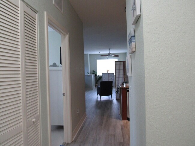 Building Photo - 48 SE Sedona Cir