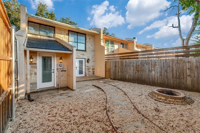 Building Photo - 351 Valley Park Dr