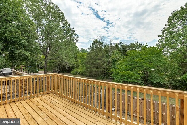 Building Photo - 14623 Stone Crossing Ct
