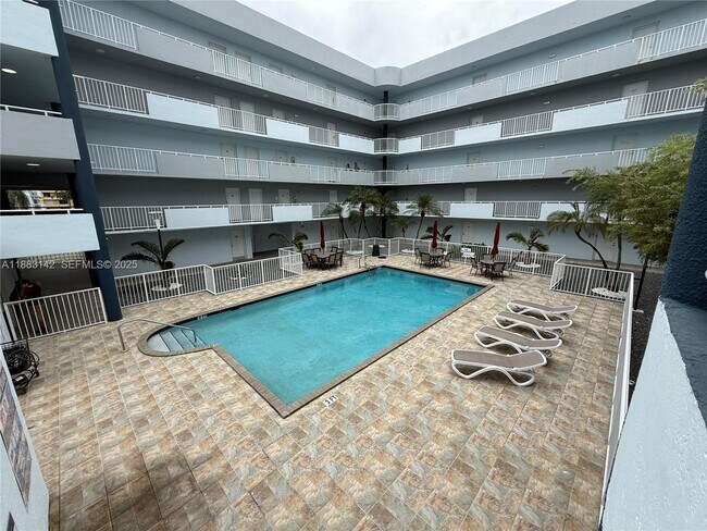 Building Photo - 8261 NW 8th St