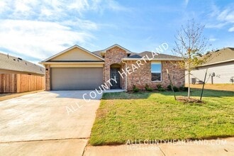 Building Photo - 3425 Molly Dr