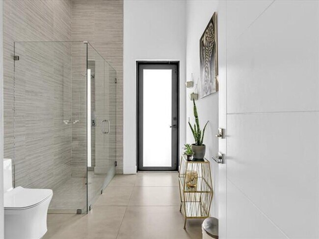 Building Photo - 6122 SW 173rd Way