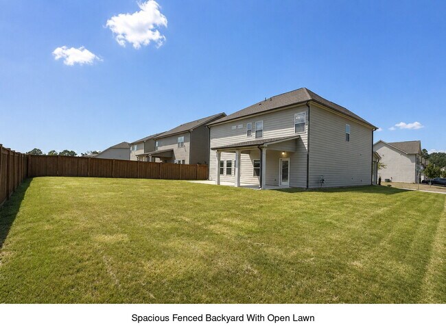 Building Photo - Spacious 4BR/3BA Home with First Floor Suite &  Loft