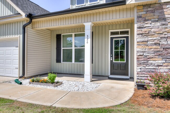 Building Photo - 326 Agape Ln