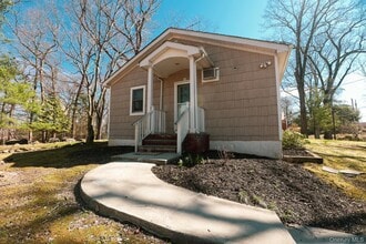 Building Photo - 109 South Terrace