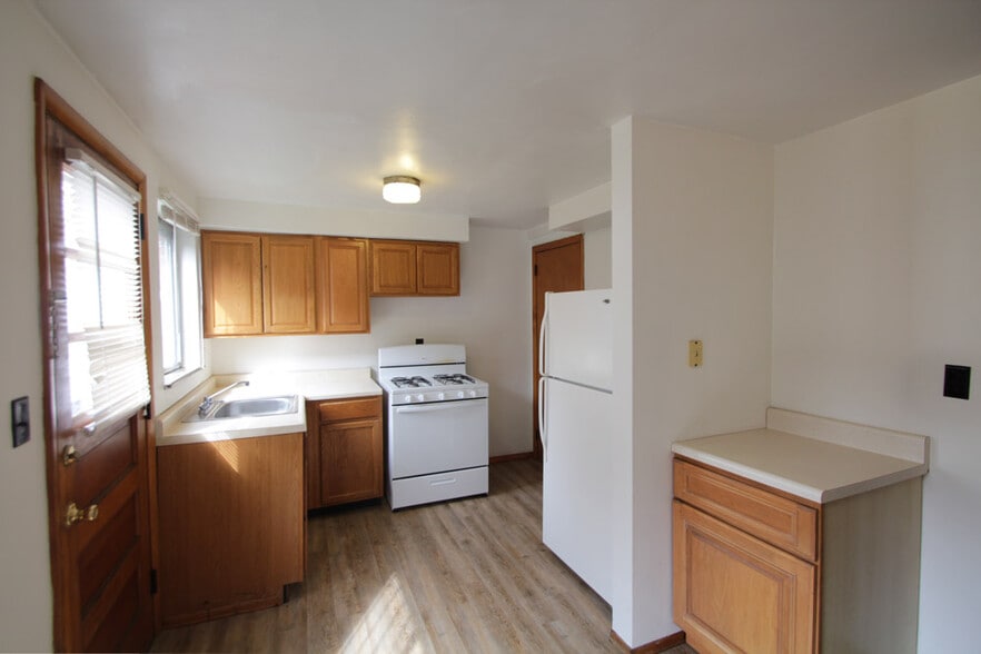 Building Photo - 419 Franklin Ave