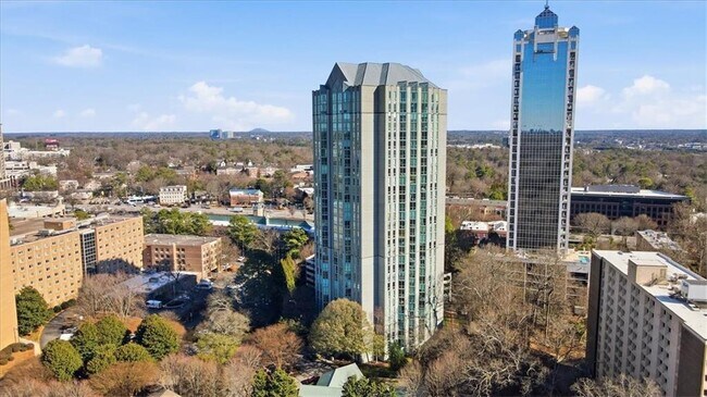 Building Photo - 2870 Pharr Ct S Northwest