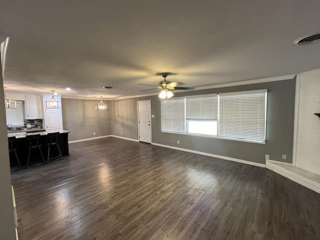 Building Photo - South Central Lubbock Home