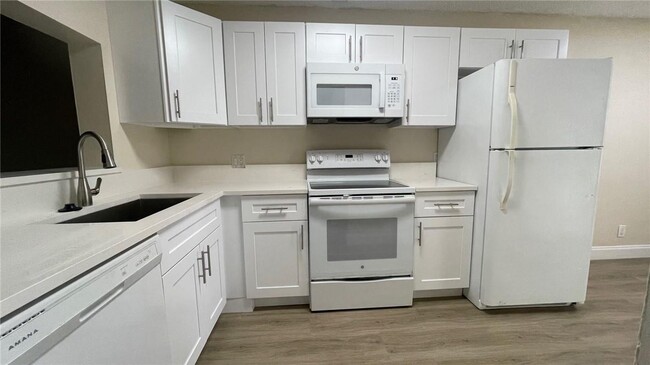 Building Photo - 1439 NW 94th Way