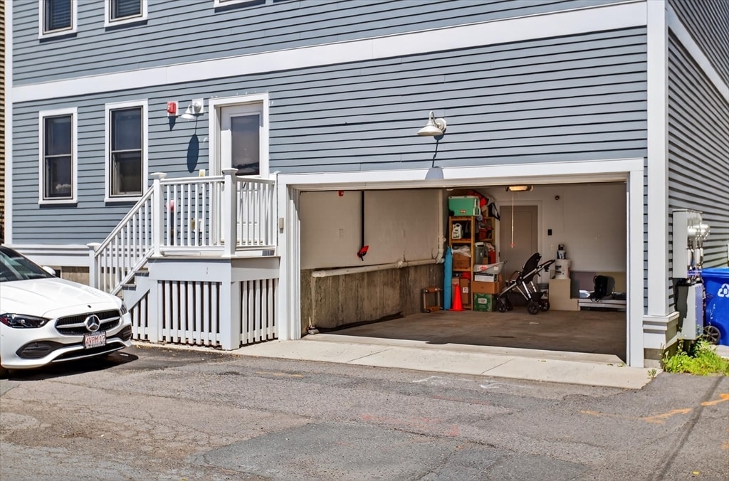 Building Photo - 7 Bell Ct