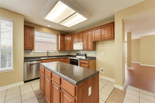 Building Photo - 3317 Fox Hollow Ct