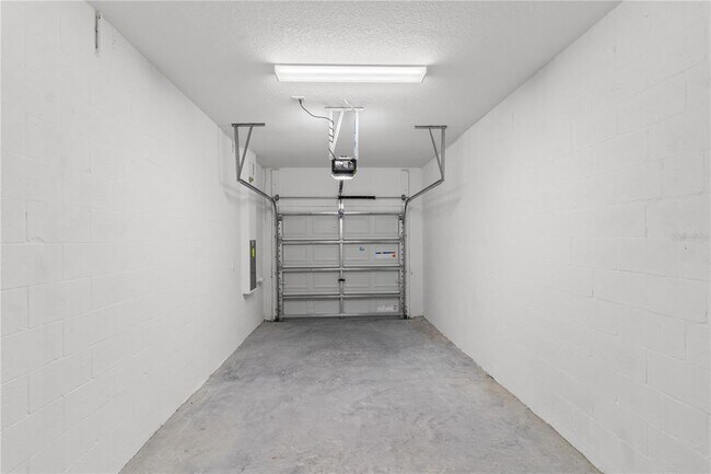 Building Photo - 36064 Risa Michele St