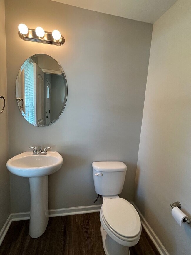 Building Photo - 3 BR 2 1/2 Bath, Just a Short Distance to Swamp Rabbit and Downtown Greenville!