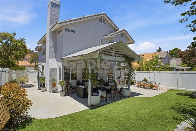 Building Photo - 26848 Hummingbird Cir