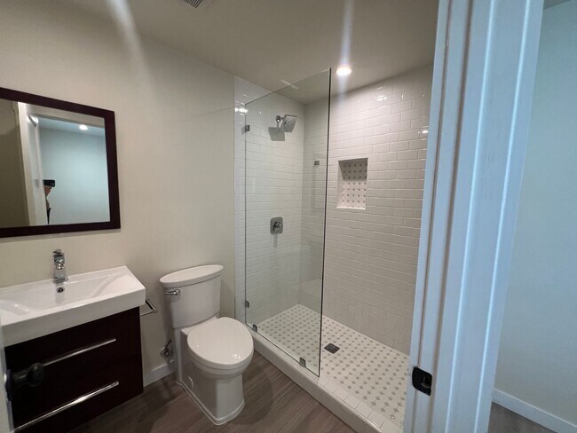 Building Photo - SDS T 1451-1451 1/2 A &amp; B